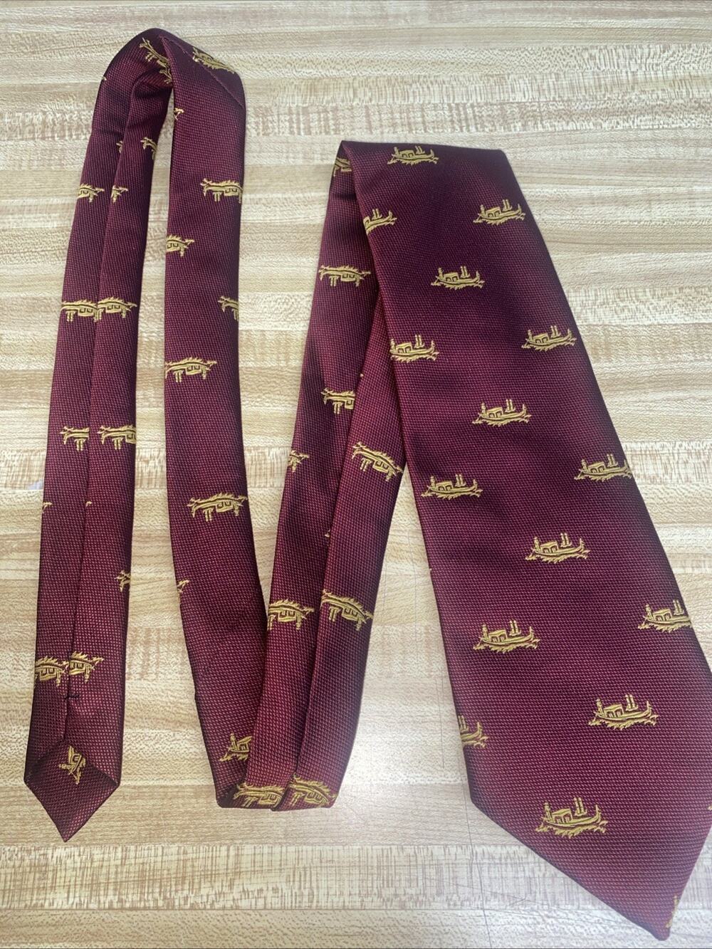 Vintage Men’s Red Silk Seta Neck Tie Gondola Boats All Over Print Made In Italy